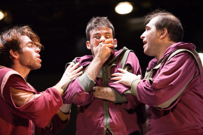 πιάνω παπούτσι πάνω στο πιάνο_2486.jpg