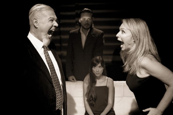 PHOTO 1_ AKIS BLOYTHS, NIKH          PALLHKARAKH, SARANTOS GEWGLERHS, TZWRTZINA LIWSH.jpg