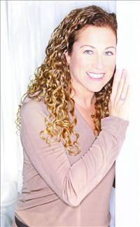 JODI PICOULT.jpg