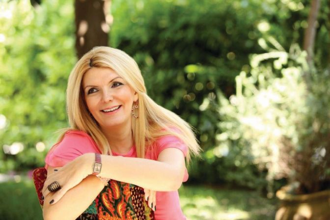 ΛΙΖΑ ΒΑΡΒΟΓΛΗ.jpg