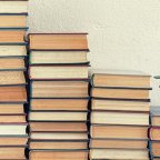 Μια δανειστική βιβλιοθήκη στο Μάτι