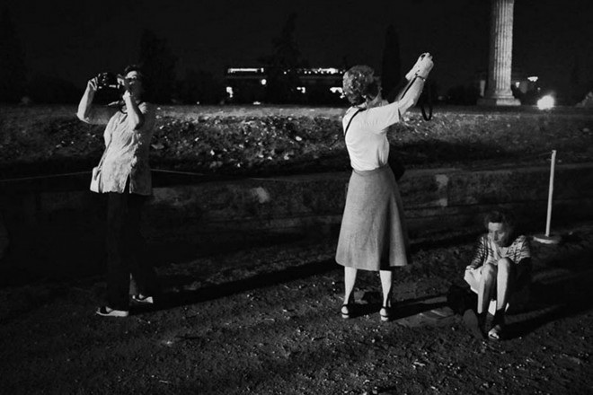 ΠΕΡΠΑΤΩΝΤΑΣ ΣΤΗΝ ΑΘΗΝΑ