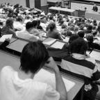 Ντέμης Κωνσταντινίδης | Απορία