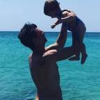 Μιχάλης Μελαχροινούδης | μπαμπά έλα