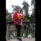 Η Λίνα Βαταντζή διαβάζει το ποίημά της «Φθινοπωρινός Αγώνας»