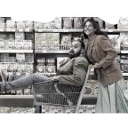 Η Παρασκευή Κοψιδά-Βρεττού γράφει για την παράσταση «Γελώντας άγρια» του Christopher Durang σε σκηνοθεσία Λουκίας Κατωπόδη