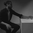 Θάνος Γιαννούδης | Ωδή στο χάπι Ζάναξ που μας χαρίζει απλόχερα τον ύπνο