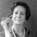 Wislawa Szymborska | Τίποτα δεν είναι δώρο