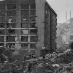 Μαρία Αθανασοπούλου | Στα ερείπια