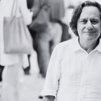 Ο Γιάννης Μπασκόζος στο Σαλόνι του BookSitting