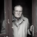 John Ashbery | Μερικά δένδρα (μτφρ. Τάκης Π. Πιερράκος)