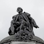 Γιώργος Δουατζής | Ακούστε