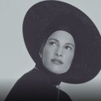 Carminho | Το δωμάτιο (μτφρ. Αντώνης Κερασνούδης)