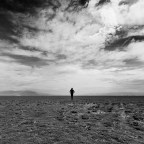 Άγγελος Ερατεινός | Εκτός συνόρων